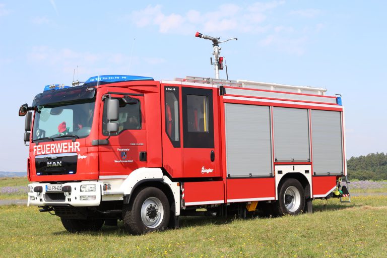 HLF 40/1 – Fahrzeuggalerie, Bild 1